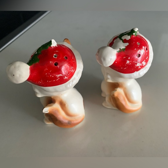 Vintage salt and pepper shakers (set of 2) - Picture 2 of 7